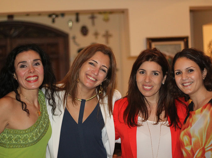 2014_dec_ladies_afg002
